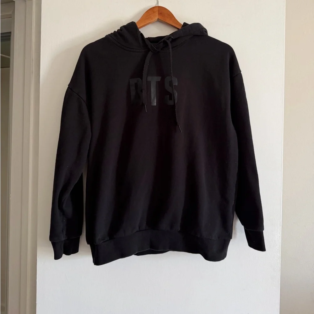 BTS Authentic Merchandise Black Map of the Soul Tour Hoodie size Medium EUC - Picture 2 of 6